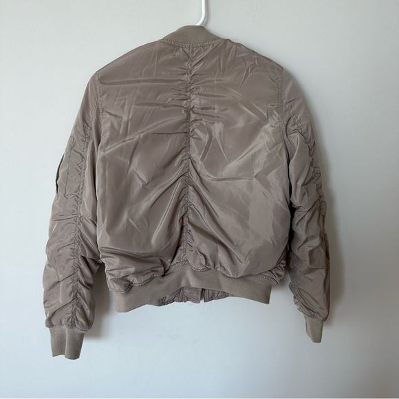 Beige cargo bomber jacket xs - Picture 2 of 6